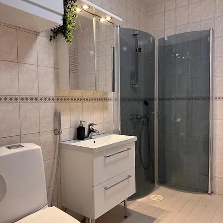 Kotimaailma - Keskustakolmio - Haemeenkatu 2 Tampere