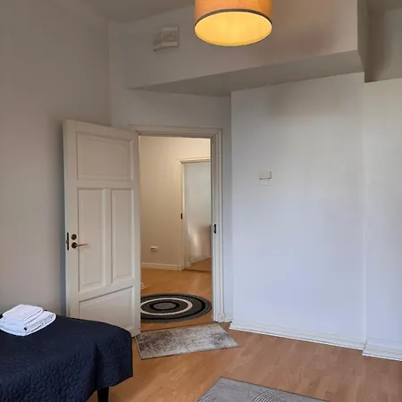 Апартаменты Kotimaailma - Keskustakolmio - Haemeenkatu 2 Тампере