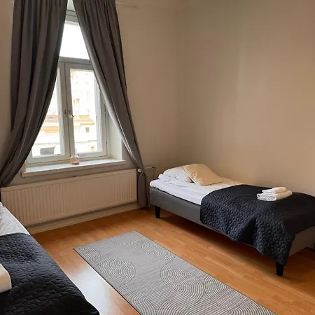 Kotimaailma - Keskustakolmio - Haemeenkatu 2 Апартаменты Тампере